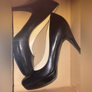 Marc fisher black heels